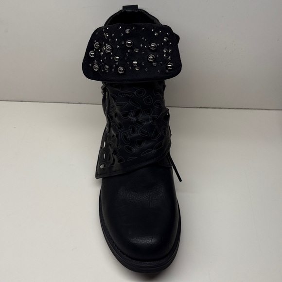 Lala Ikai woman’s Studded Motorcycle - Combat - Ankle boots size EUR 40 / sz 10 - Picture 4 of 13